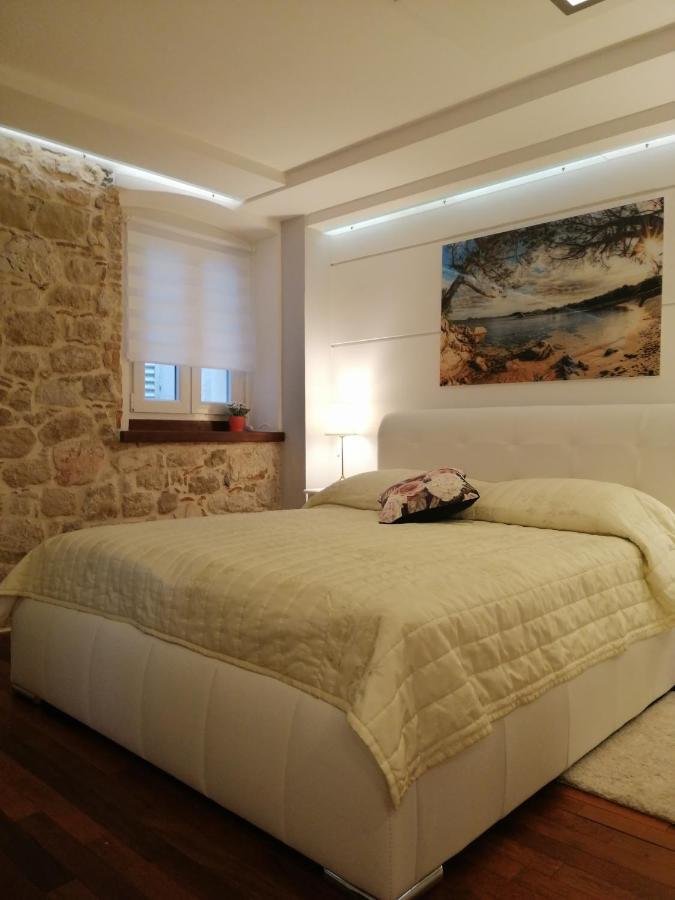 V&M Luxury Studio Pag Town Kültér fotó