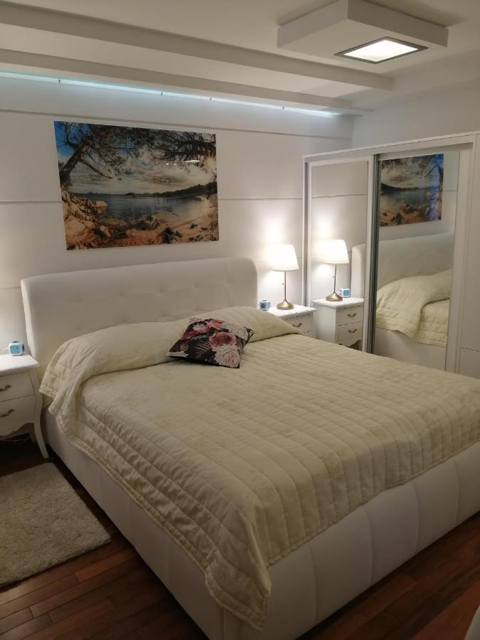 V&M Luxury Studio Pag Town Kültér fotó