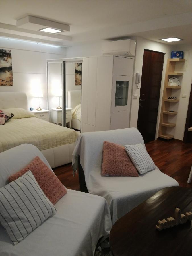 V&M Luxury Studio Pag Town Kültér fotó
